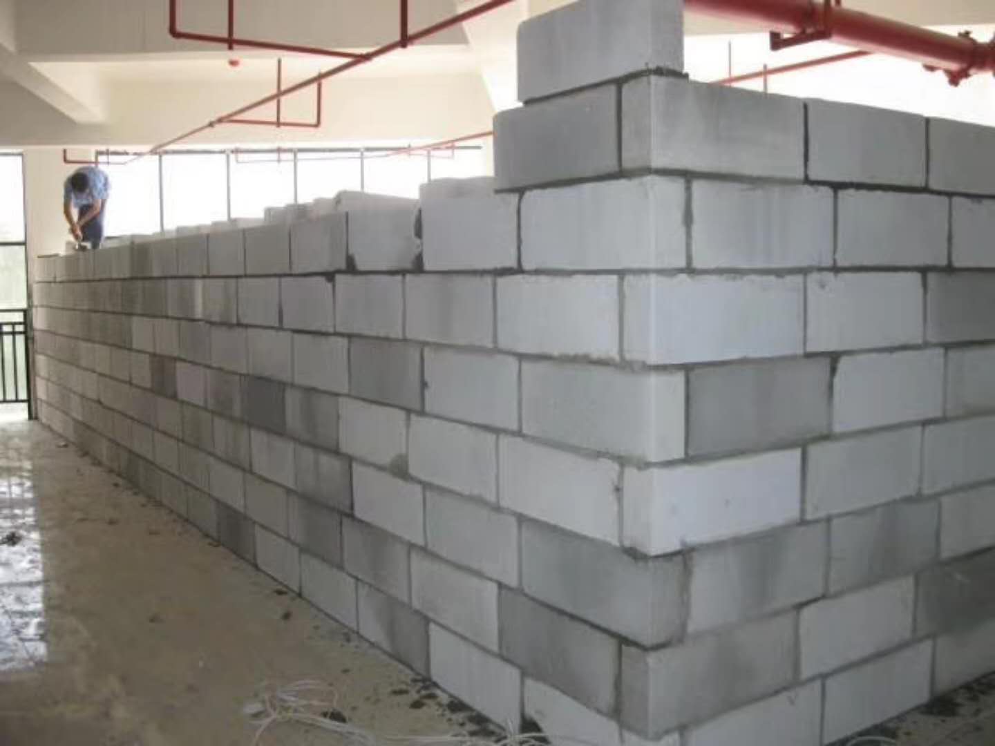威远蒸压加气混凝土砌块承重墙静力和抗震性能的研究
